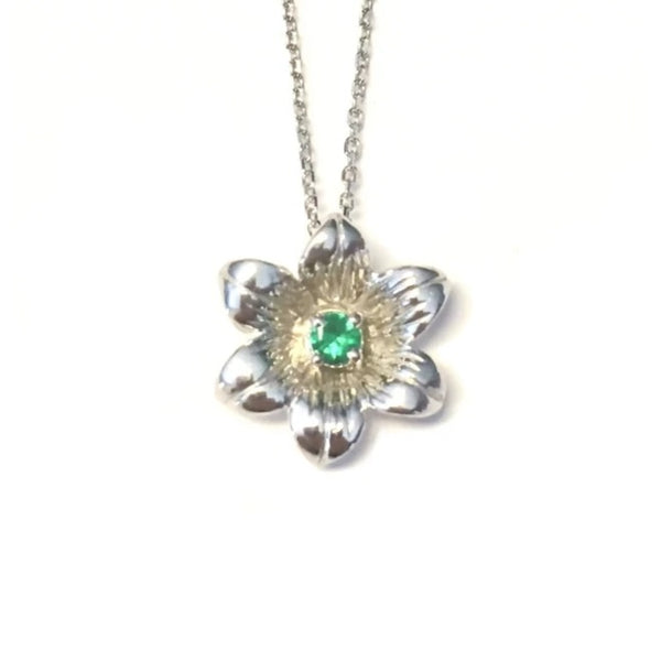 Sterling Silver Emerald Floral Pendant - Exclusively Continental